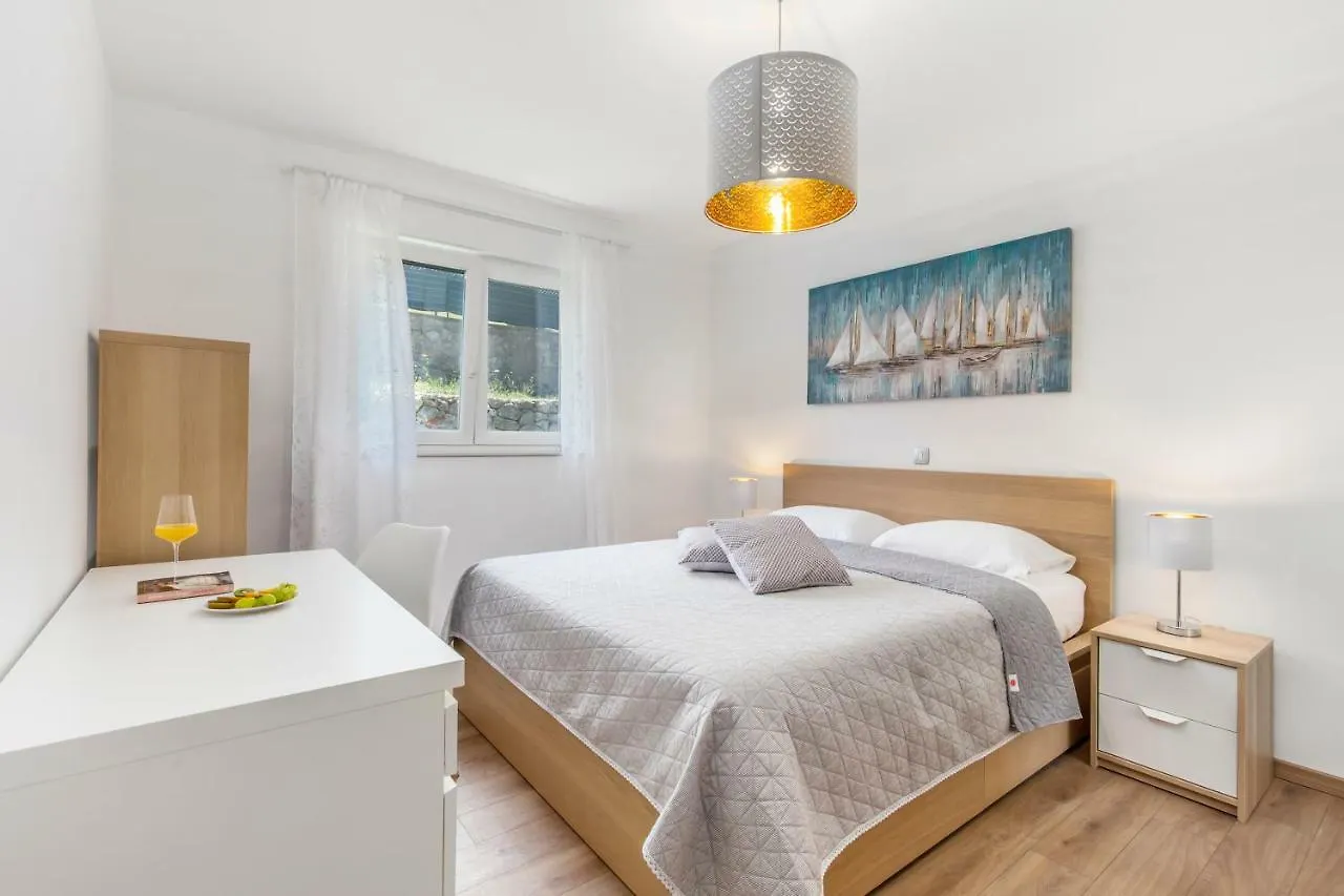 Apartment Niki Opatija