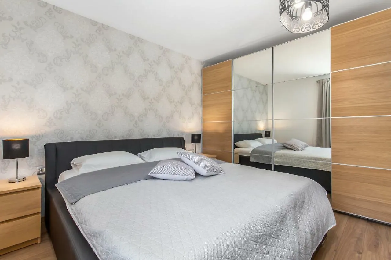 Apartment Niki Opatija